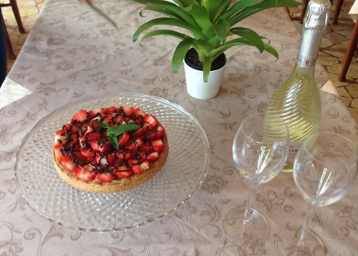 Sala Отель Вальброна