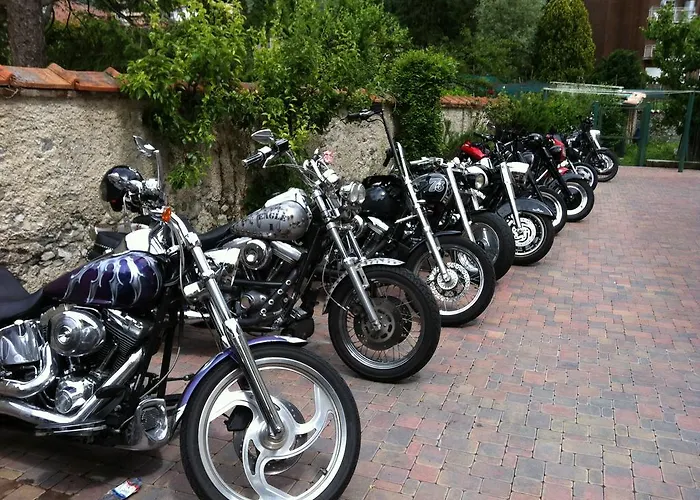 Sala Отель Вальброна