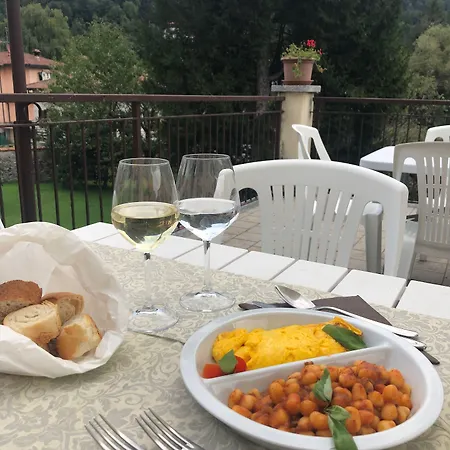 Sala Hotel
